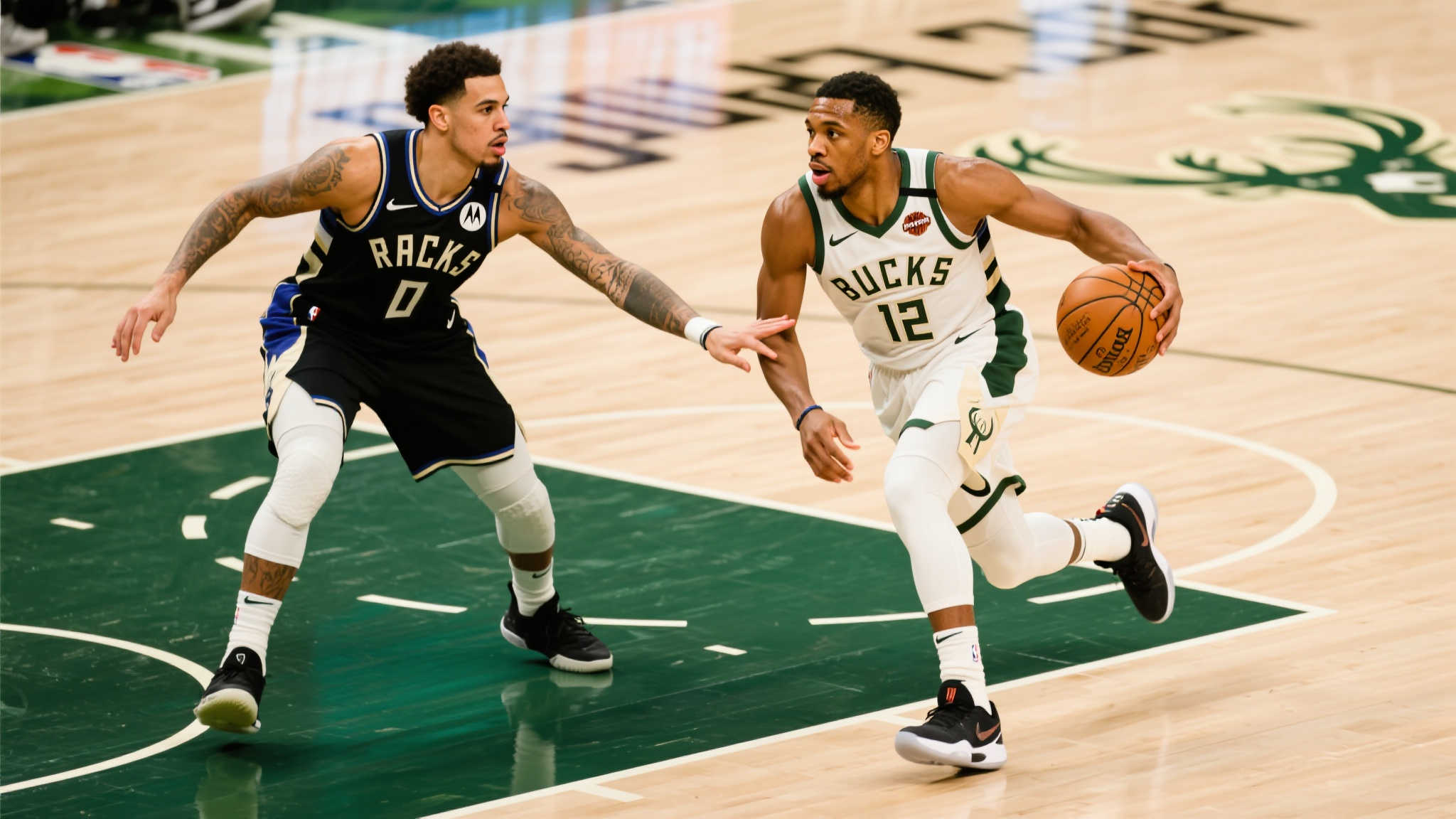 现代“头号苦力”变奇兵!从湖人弃将到凭借一技之长完美搭档二轮之王 现代“头号苦力”变奇兵!从湖人弃将到凭借一技之长完美搭档二轮之王